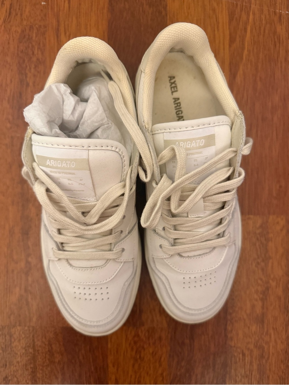 Axel Arigato Women’s Cream/White Low-Top Sneakers